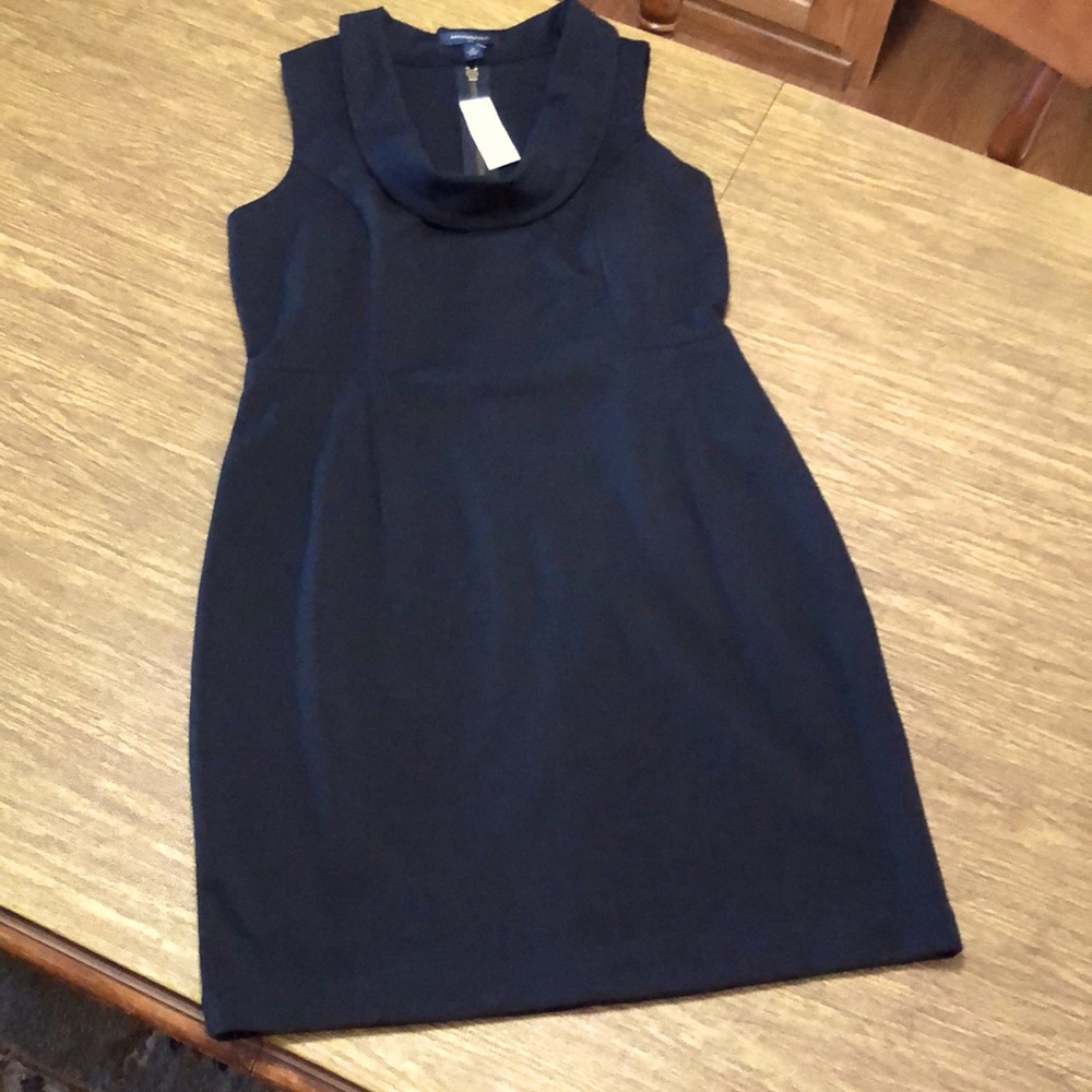 Little Black Dress NWT New Banana Republic Back Zip Semi Stretchy Dress Size 10